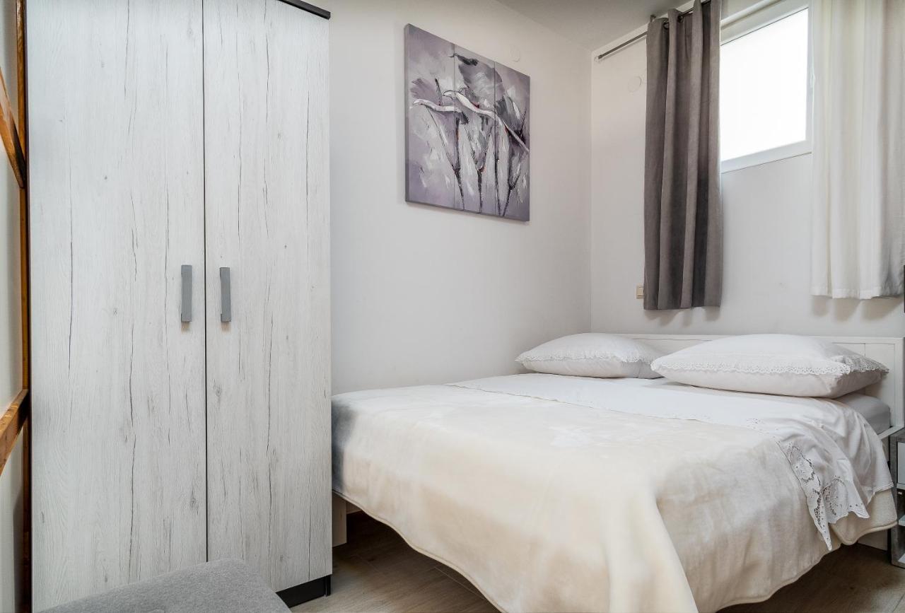 Apartment Tomas สปลิท ภายนอก รูปภาพ